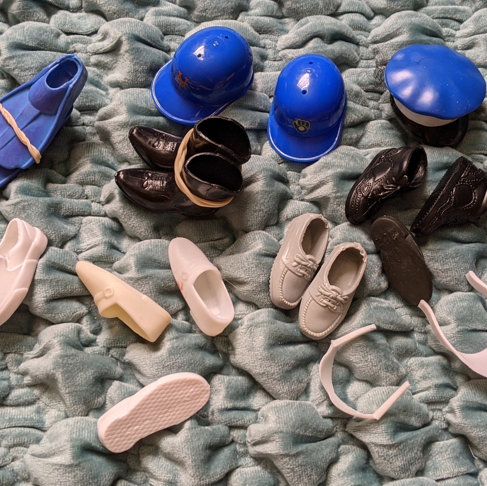 Barbie Lot - Ken Accessories